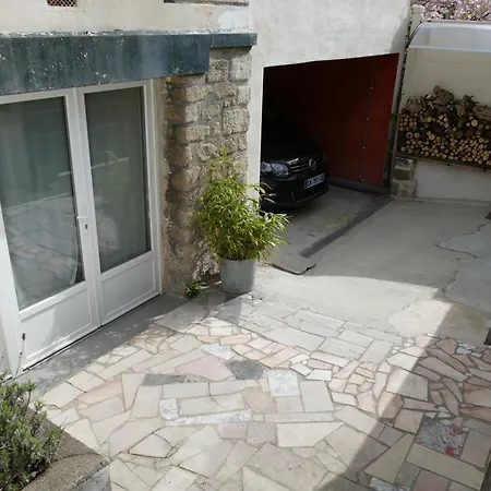 Bed & Breakfast De Paris 4*