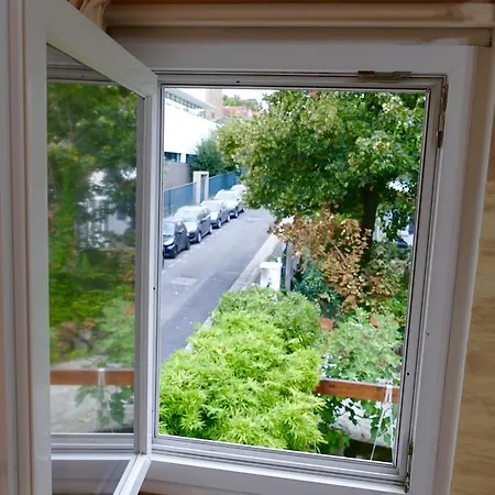Bed & Breakfast De Paris
